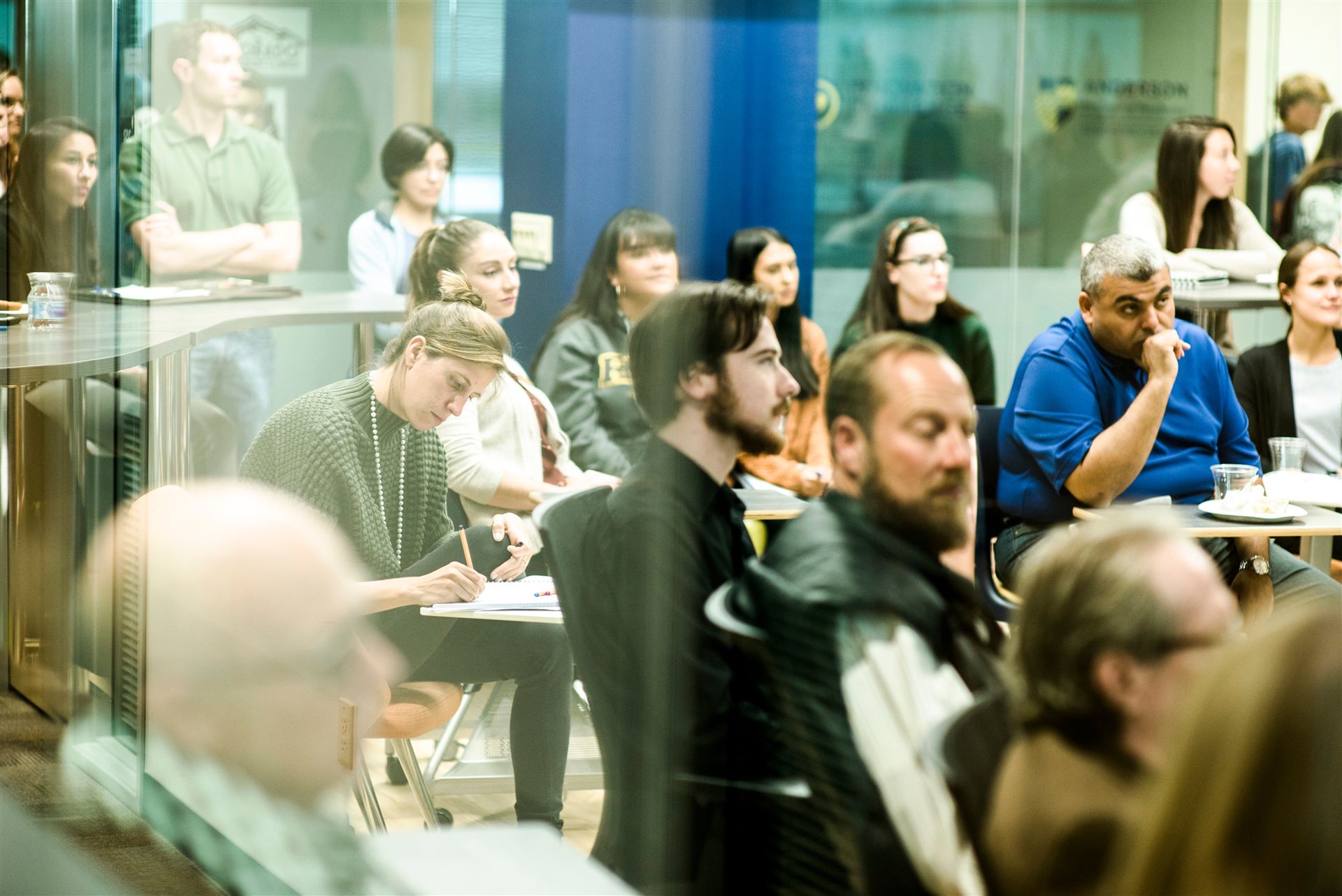 Collaborative work session in the Gronowski Innovation Incubator Lab
